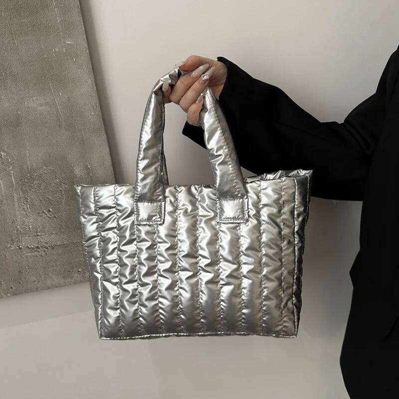 Large-Capacity Handbag for Women Simple Shoulder Fashionable Solid Color Tote Bag Padded Commuter Pouch Messenger Bags XJ260306