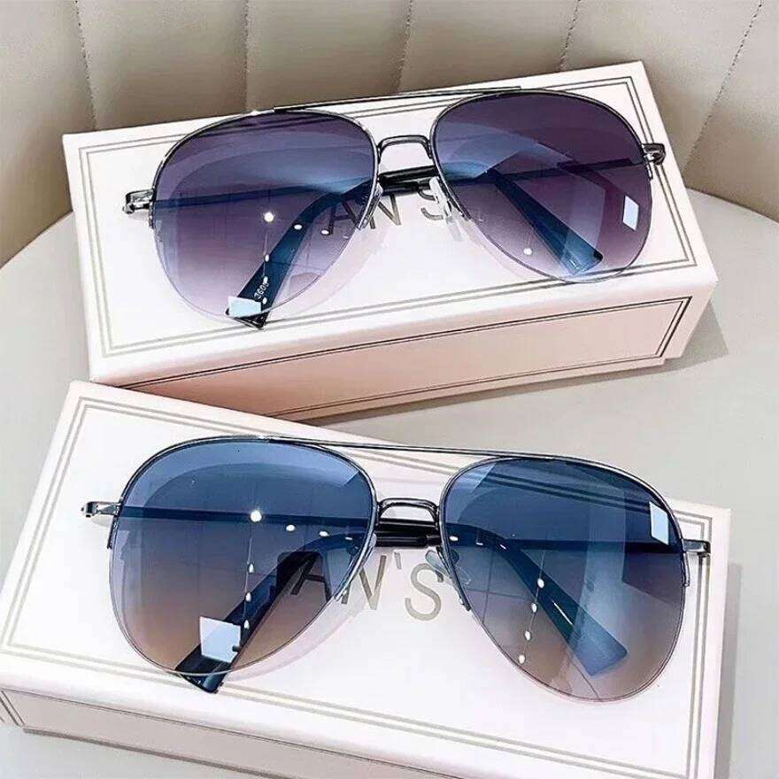 Fashion Gradient Sunglasses for Men Big Frame Pilot Sun Glasses Design Anti-reflective Lunette De Soleil Homme UV400 No Box Z260306