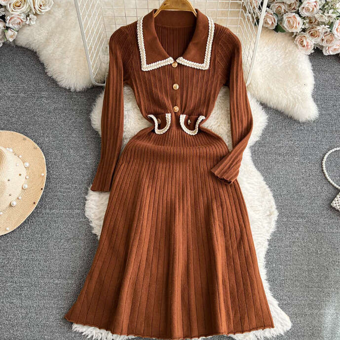 Designer A12 elegant ladylike style contrasting color long sleeved doll collar waist slimming mid length A-line knitted dress