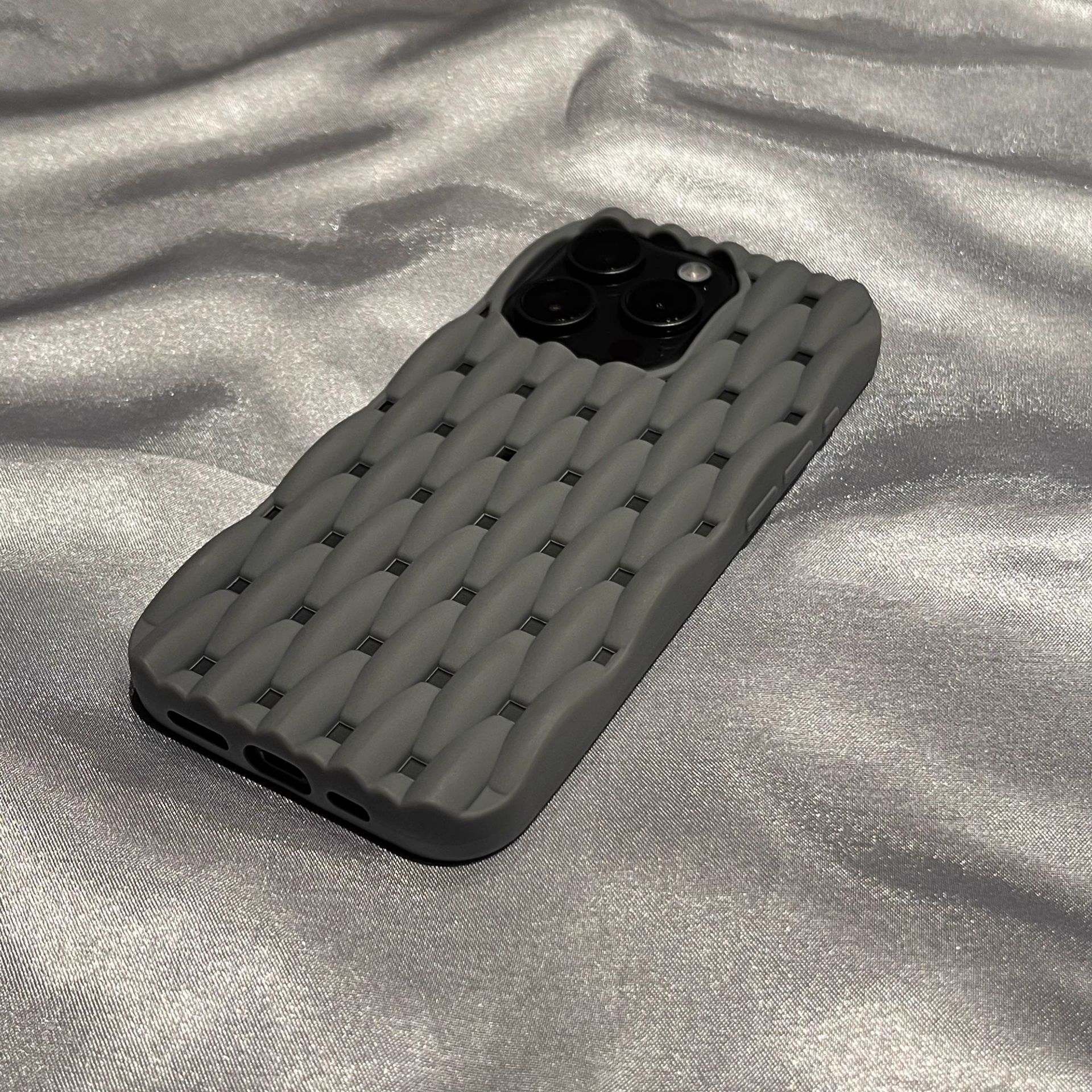 Summer cooling textured pattern suitable for iPhone 17 Pro Max matte phone case, Apple 16 full-cover silicone soft case