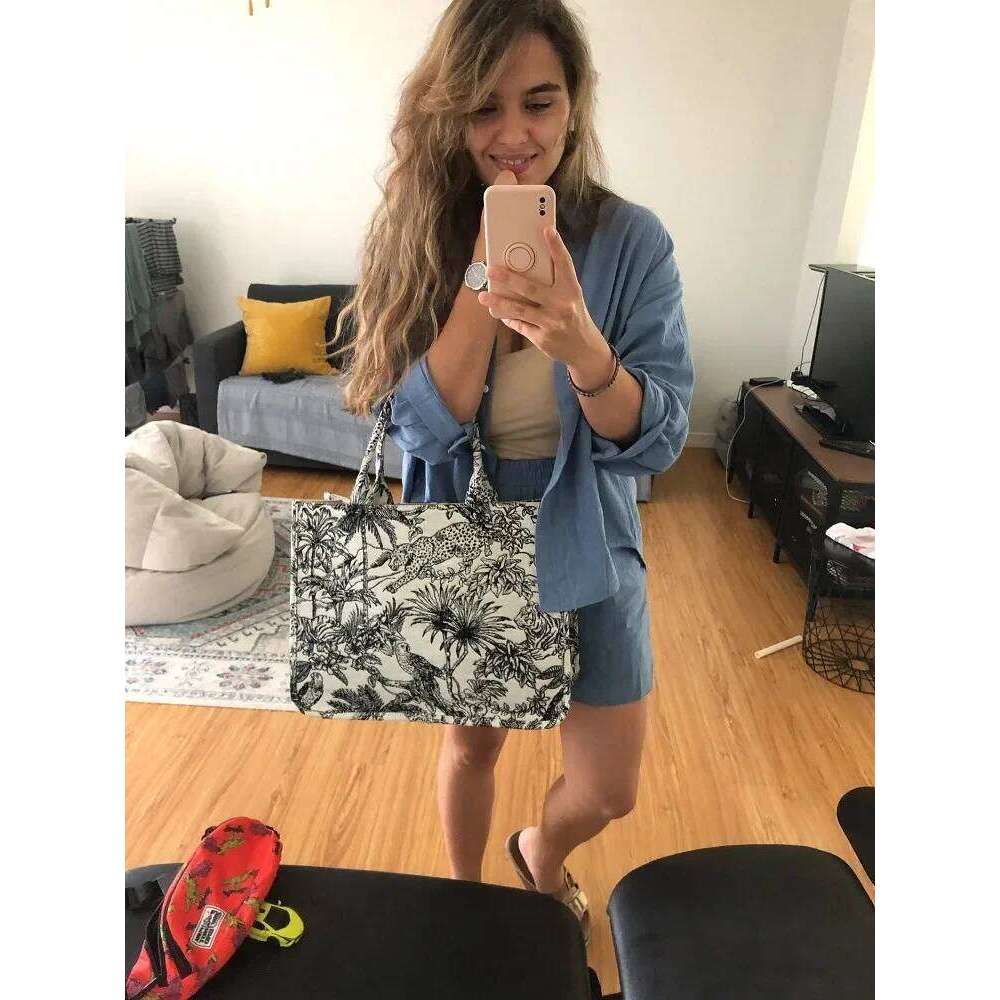 Ladies' Handbag Embroidered Tote 2024 Good Quality Fashion Commuter Shoulder Bag for Women XJ260306