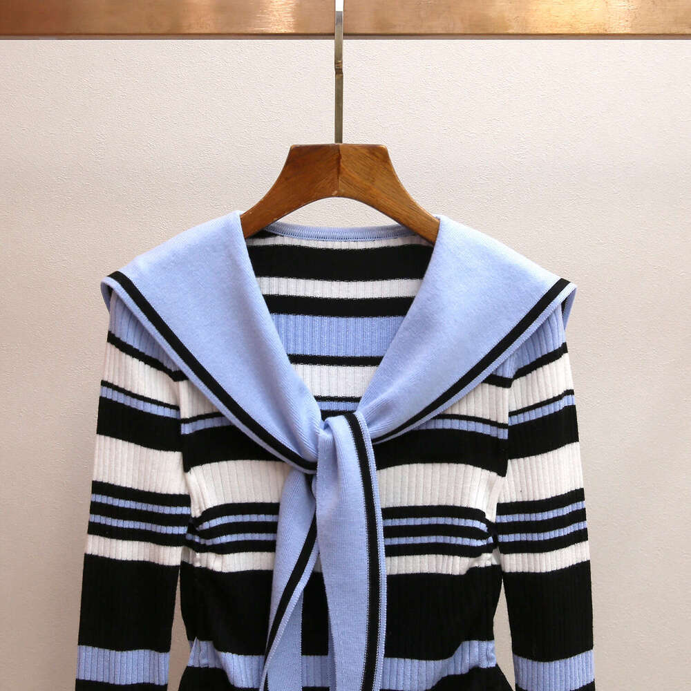 2026 A13 designer high-end women's clothing autumn and winter new Korean style age reducing navy blue collar drawstring slim striped knitted top