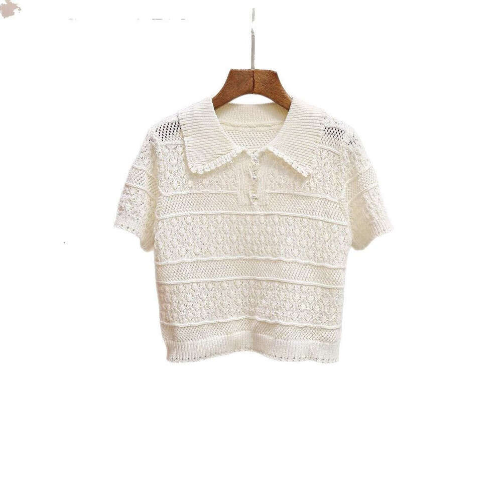 2026 designer high-end women's clothing spring and summer new style French retro casual versatile crochet hollow knitted top