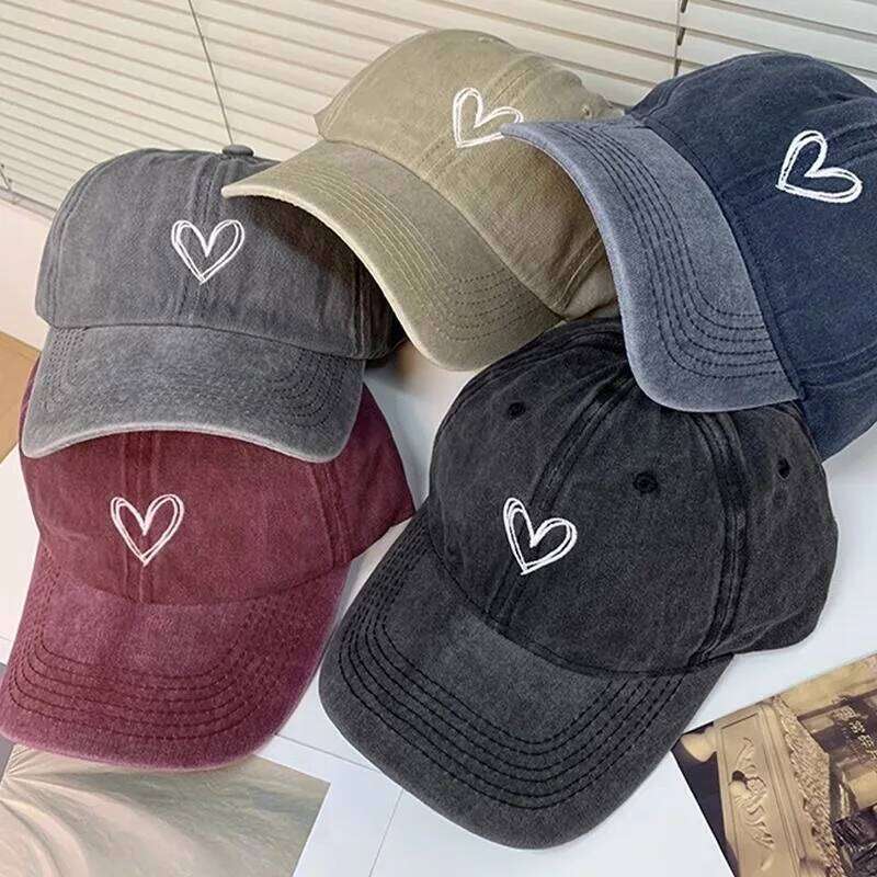 New Outdoor Fashion Sport Baseball Caps For Women Love Heart Embroidery Cap Female Washed Cotton Dad Hat Y260304