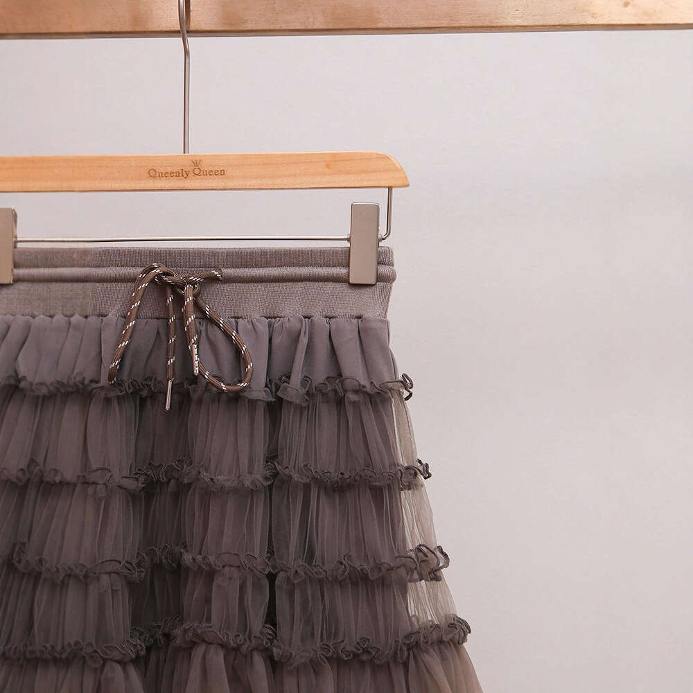 2026 designer high-end women's clothing autumn and winter new sweet style ruffle edge border mesh patch fluffy A12 cake skirt