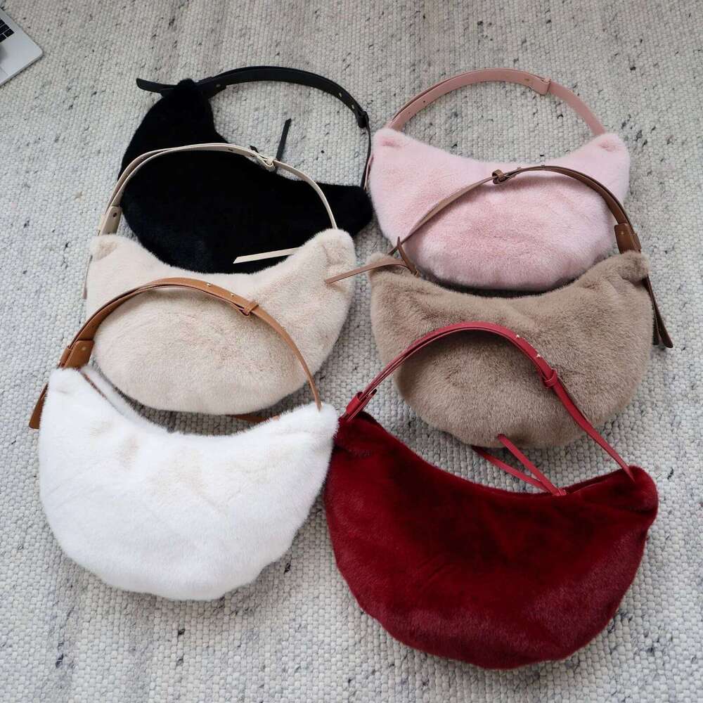 Faux Fur Hobos Crescent Shoulder for Women Winter Plush Simple Underarm Large Capacity Female Furry Crossbody Bags XJ260306