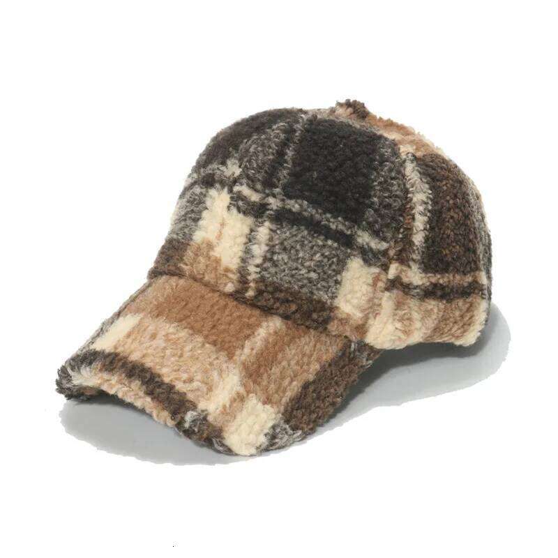 New Winter Woman Lamb Wool Plaid Thick Keep Warm Baseball Men Causal Retro Snapback Hat Rear Adjustable Soft Hip-Hop Cap Y260304