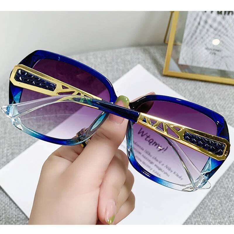 New Fashion Oversized Sunglasses Women Big Frame Vintage Square Glasses UV400 Eyewear Classic Goggles Oculos De Sol Z260306