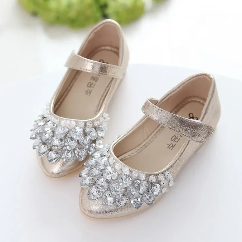 Girls Crystal Shiny Princess Shoes Kids Sweet Flats Performance Shoes Fashion Childrens Leather Shoes for Party Wedding 260302