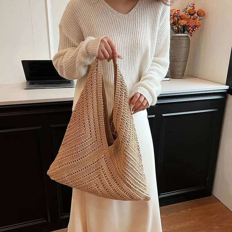 Brand Women Tote Knitting Handbag Triangle Design Woven Beach Lightweight Elegant Portable Shoulder Bag Purse XJ260306