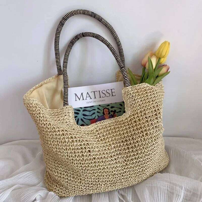 Vintage Handbag Large Capacity Beach Rattan Handmade Kintted Totes Bohemian Straw for Women Summer Travel Shoulder Bag XJ260306