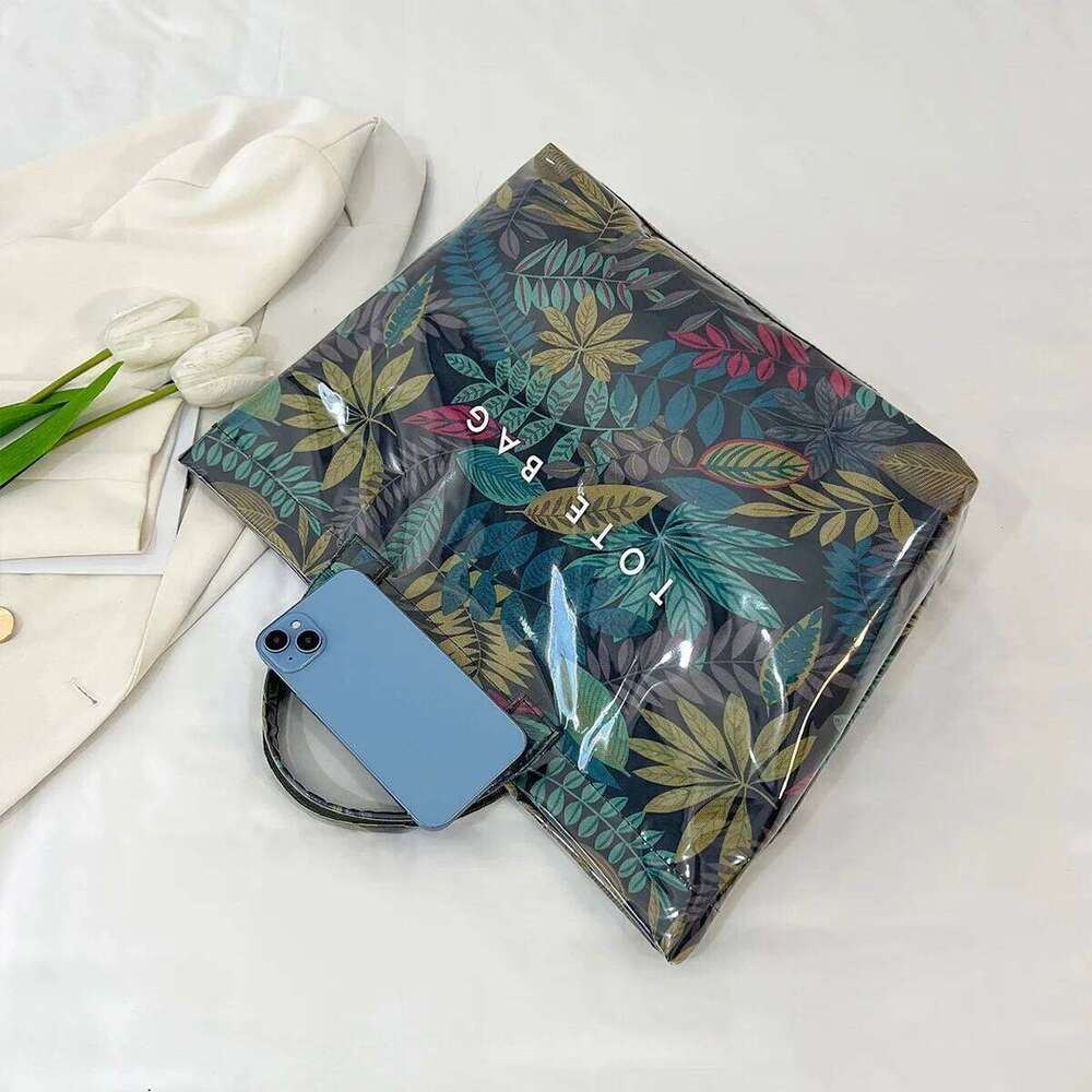 Camouflage Leaf Print Korean Style Tote Bag Clear PVC with Magnetic Clasp Large Capacity Water Resistant Easy Clean Commute XJ260306