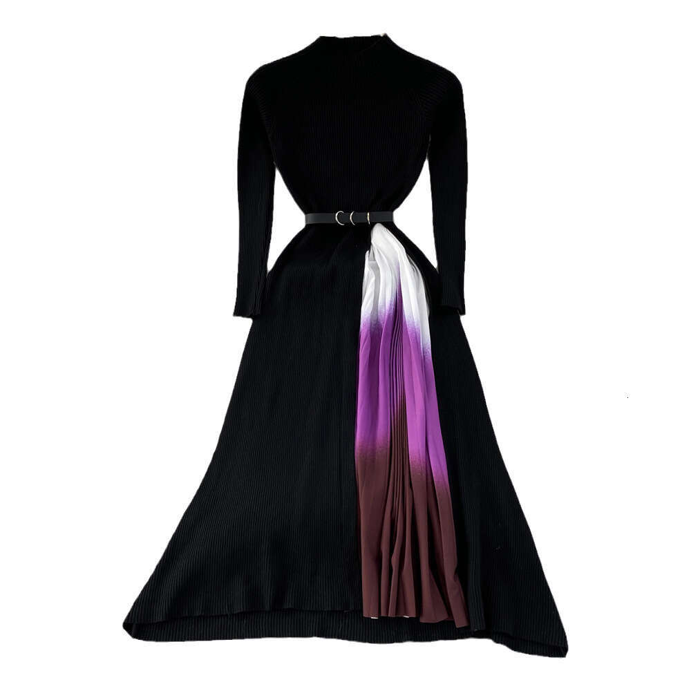 Designer's autumn and winter high-end light luxury elegant stand up collar knitted dress with gradient color pleated waist and large hem