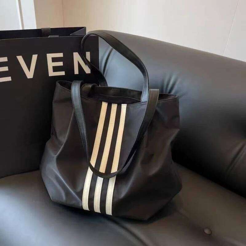 Lazy Wind Large-capacity Canvas Women's New Fashion Student Class Commuting Tote Bag XJ260306