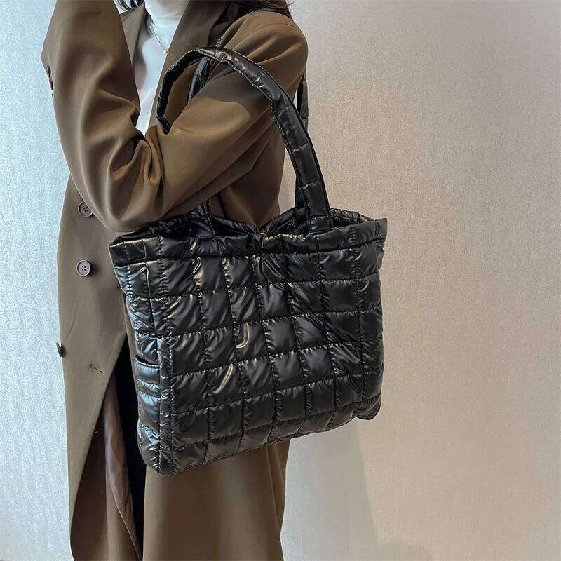 Winter Women Down Messenger Quilted Space Cotton Padded Tote Shoulder Bag Female Large Capacity Fluffy Top-handle Bags 2023 XJ260306