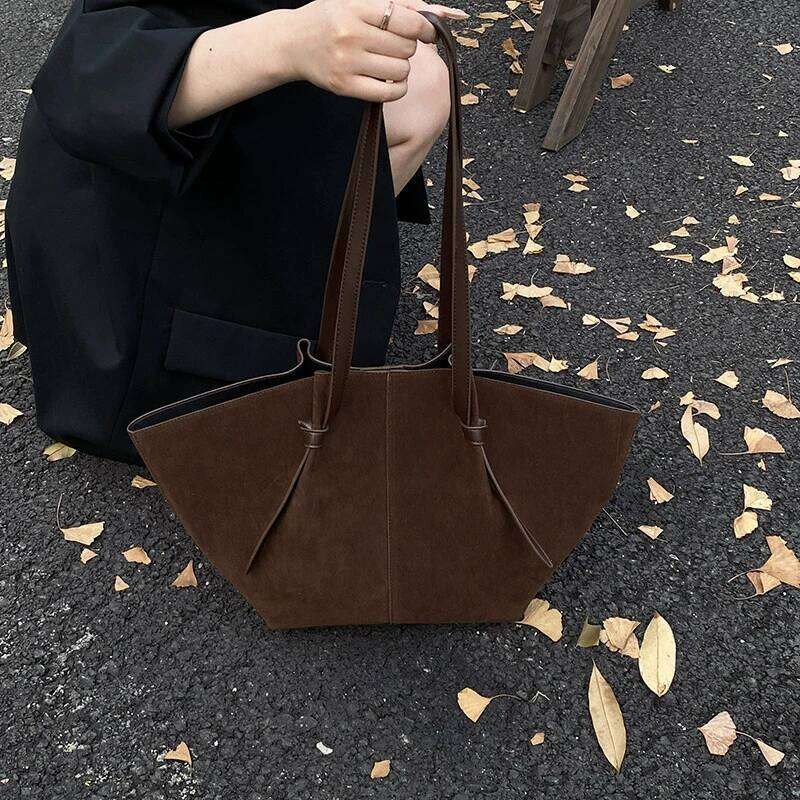 Light Luxury Brand Designer Wing Frosted Suede Tote Bag Solid Color Versatile Large Capacity Women Storage Underarm Bags XJ260306