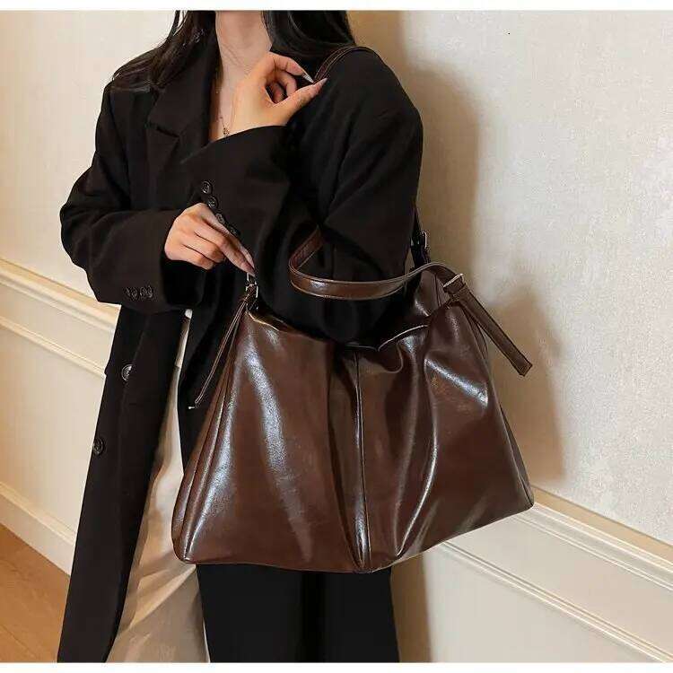 Tote handag 2025 autumn and winter new women's fashion trend Korean-style commuting large capacity shoulder bag XJ260306
