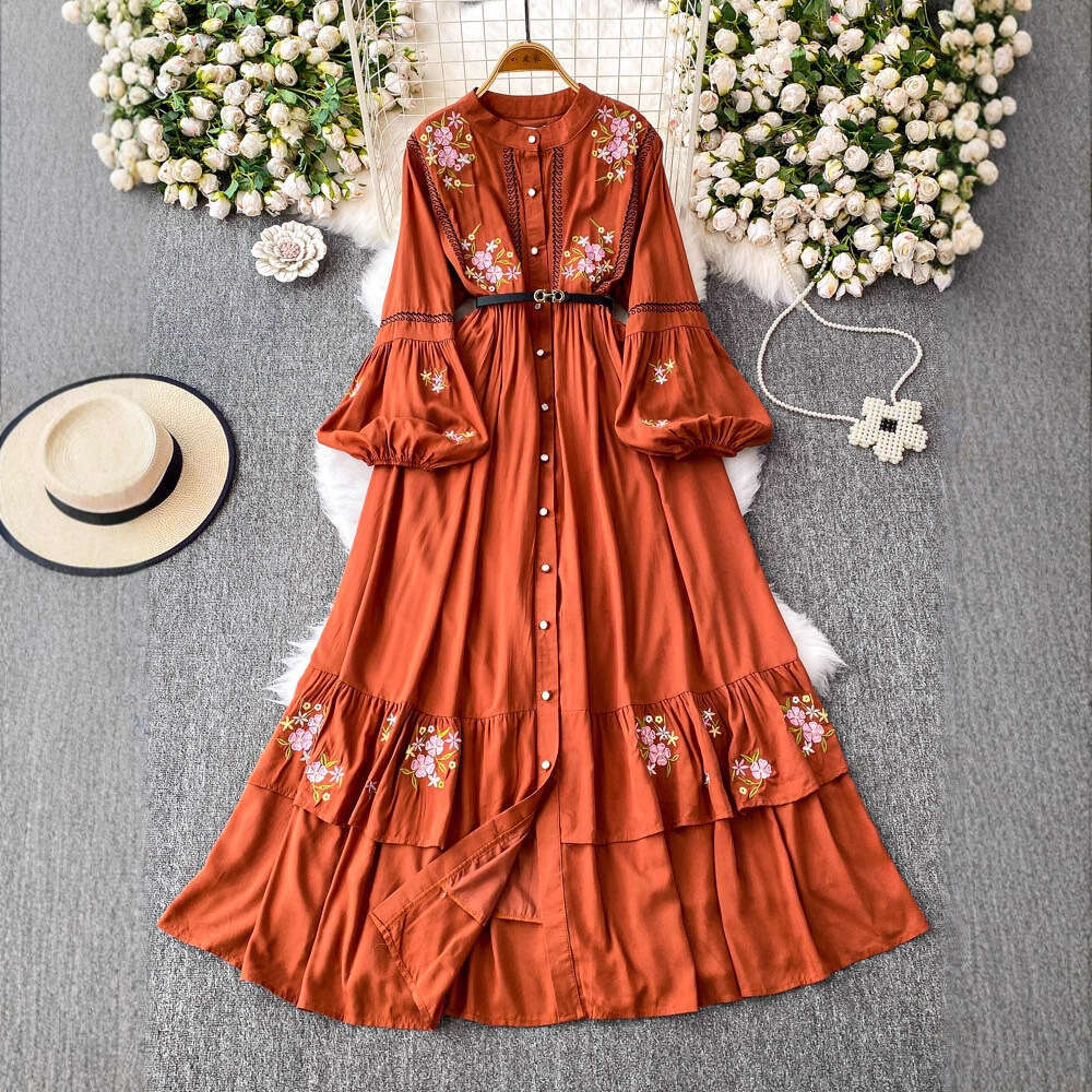 Designer ethnic style embroidered round neck women's lantern sleeve new single breasted A13 slim pleated long skirt