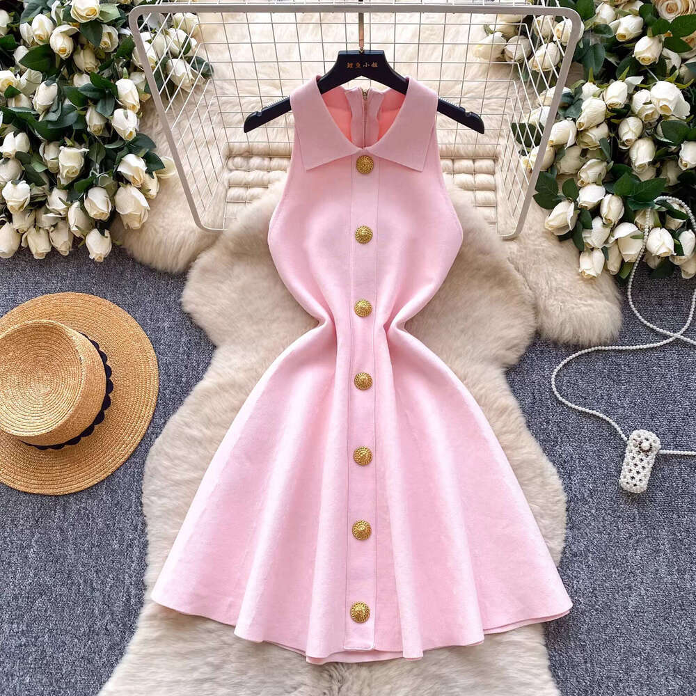 2026 Designer Luxurious and Unique Buckle Collar Sleeveless Elegant Women's Spring/Summer New Style Waist Slimming A-line Short Skirt