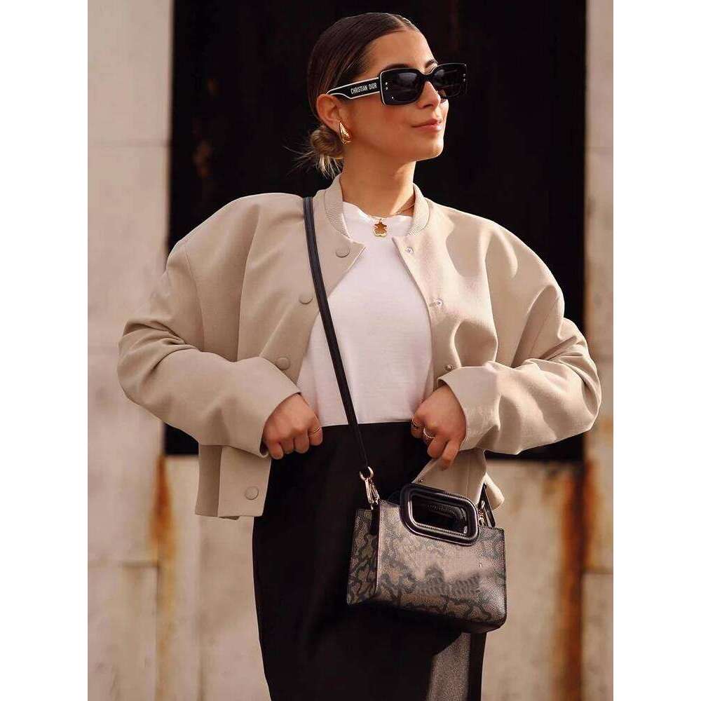 Bomber Light Pink Black Collar Jacket Women's Fashion Long Sleeve New Short Coat AKIKIYU