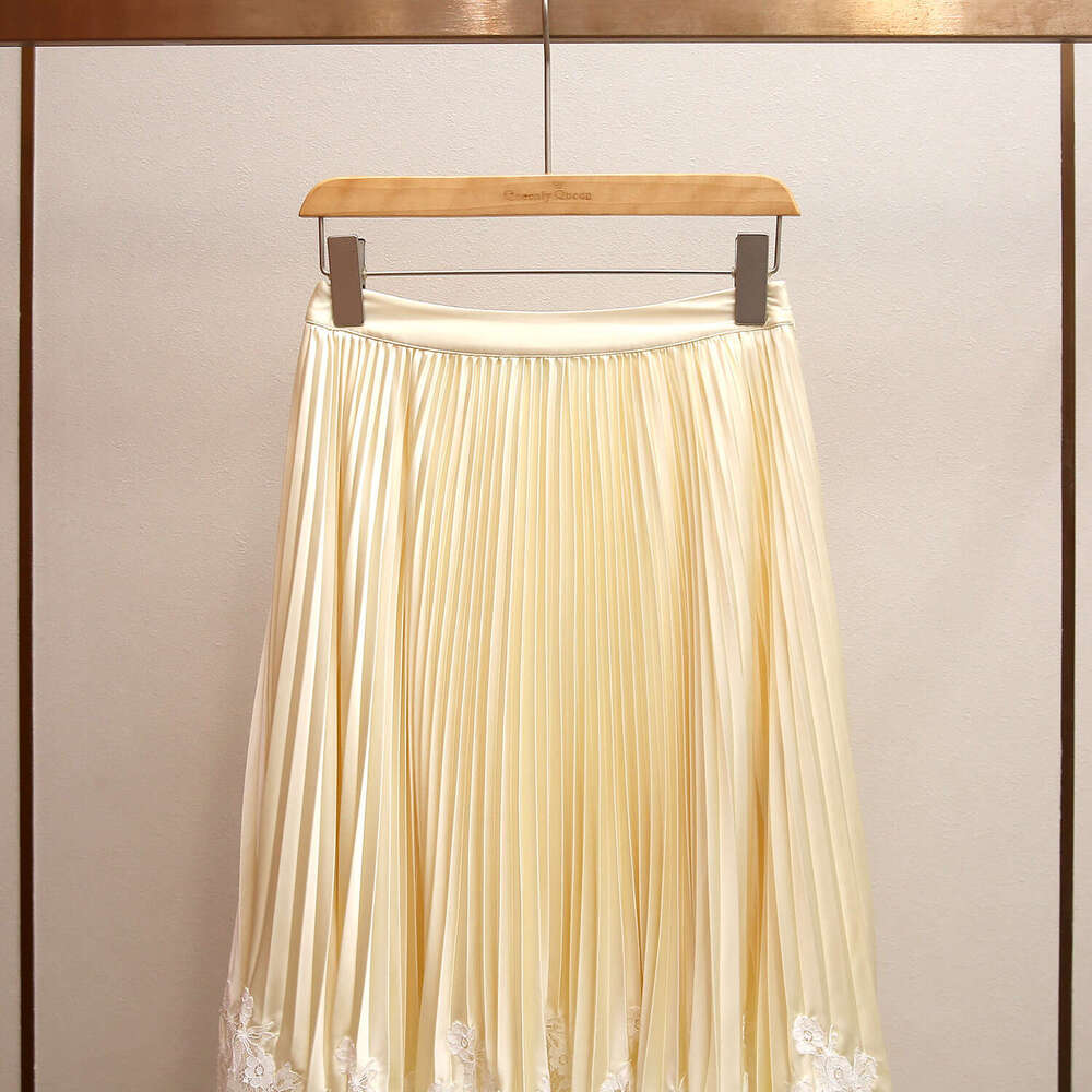 2026 designer high-end women's clothing A12 spring new style French fashion design lace patchwork pleated skirt