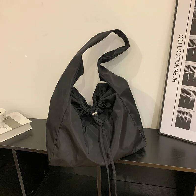Casual Drawstring Shoulder Bags For Women Large Capacity Handbag Sport Gym Shopping Gilr Hobo Bag bolsa feminina XJ260306