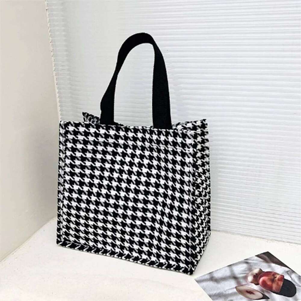 Black large capacity casual thousand-bird underarm handbag fashion Tote female ins shoulder bag a pack XJ260306