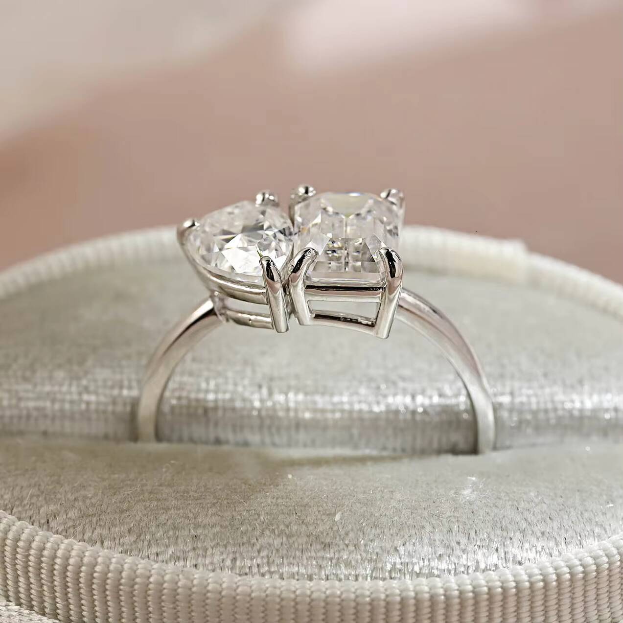 MaiYi Toi Et Moi Pear and Emerald Cut Moissanite Ring 14K Yellow Gold Rose Gold Diamond Ring for Woman