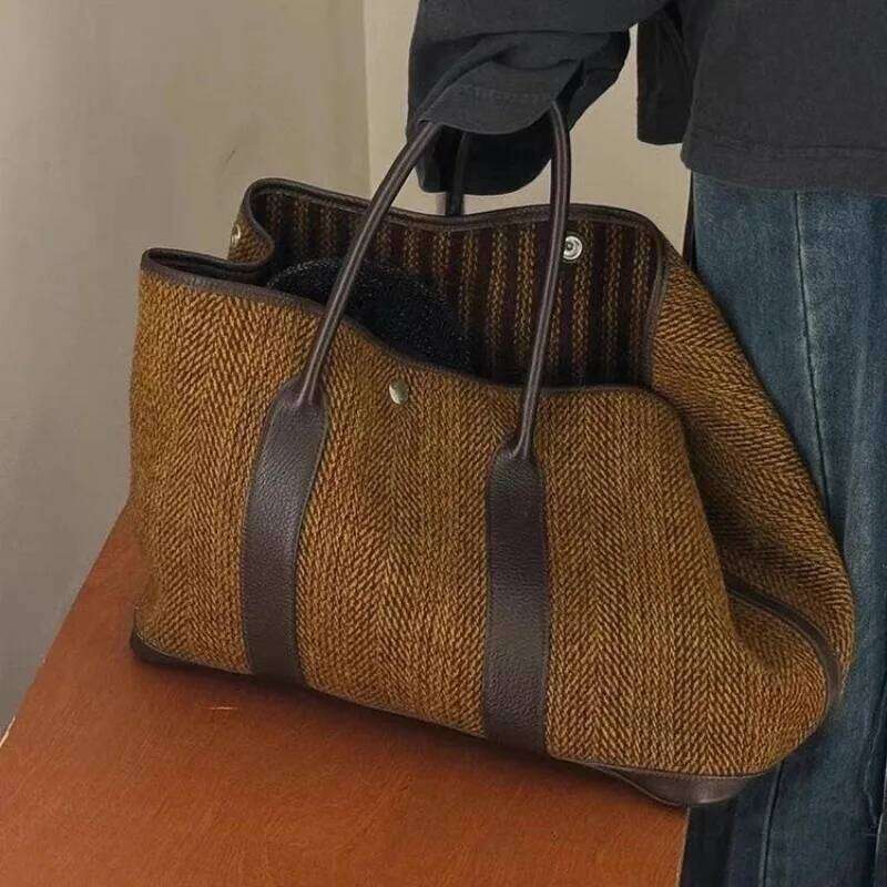 Hot Selling Autumn/winter New High-quality Women Bags Fashionable Temperament Woolen Single Handbag Simple Shoulder Bag XJ260306