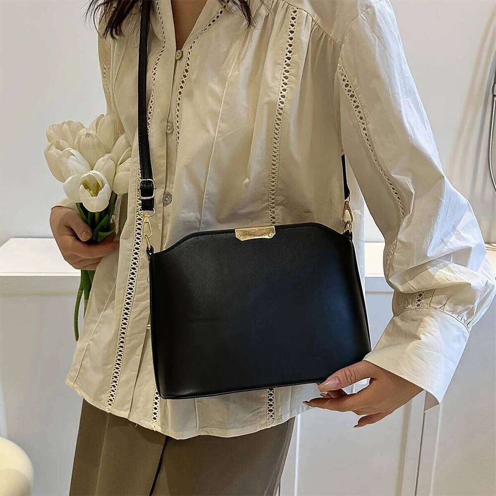 Classic Women's Solid Faux Leather Shoulder Adjustable Straps Stylish Shell Shape Crossbody Bag Zipper Closed Unlined Inside XJ260306