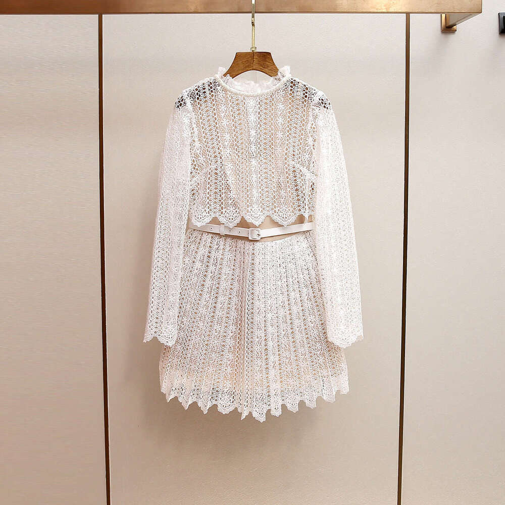 2026 Autumn/Winter New Elegant High end Social Style Heavy duty Water soluble Lace Fake Two piece Waist Dress Short Skirt