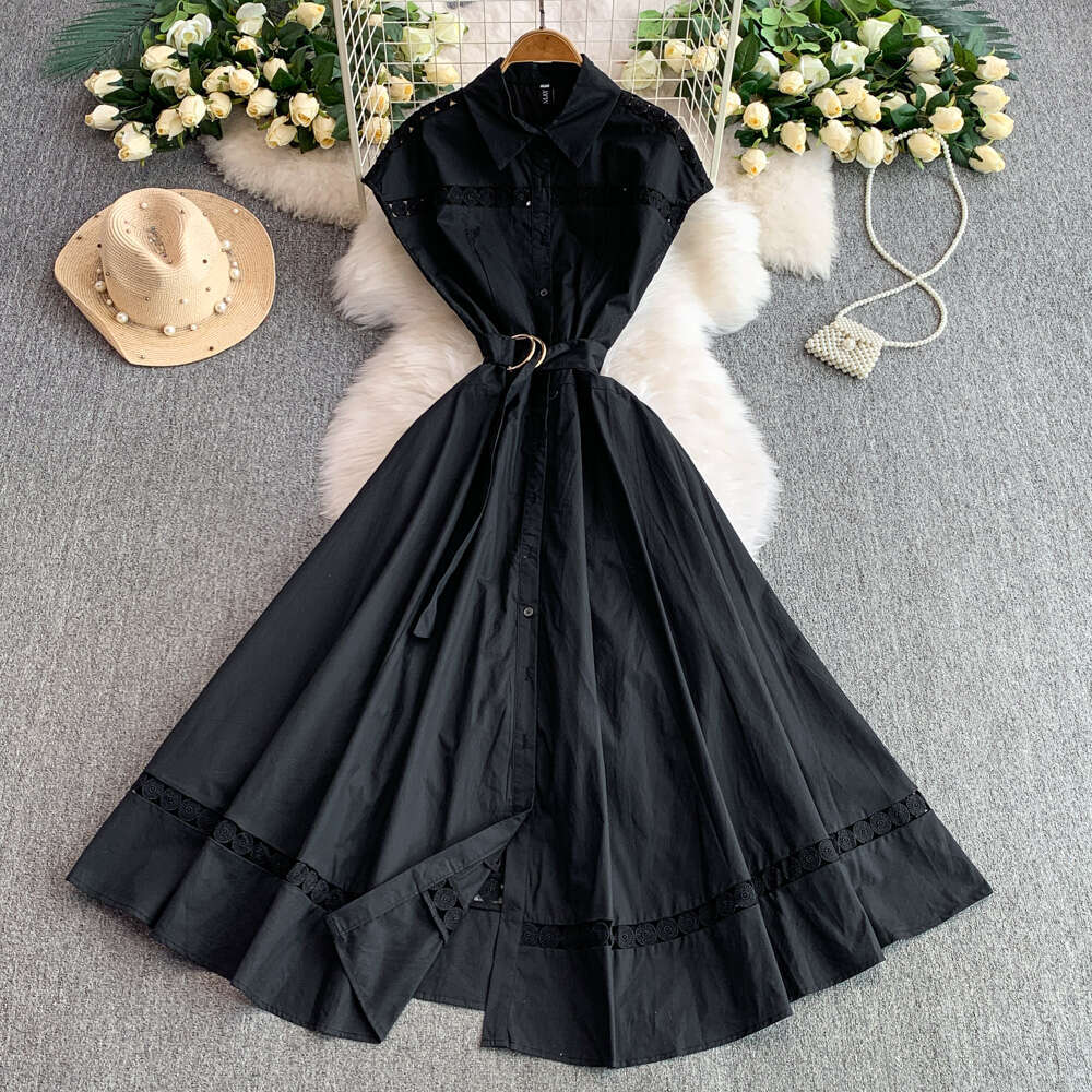 2026 Women's French Retro Style Lace Splicing Sleeveless Summer Button Waist Slimming Dress with Wide Bottom