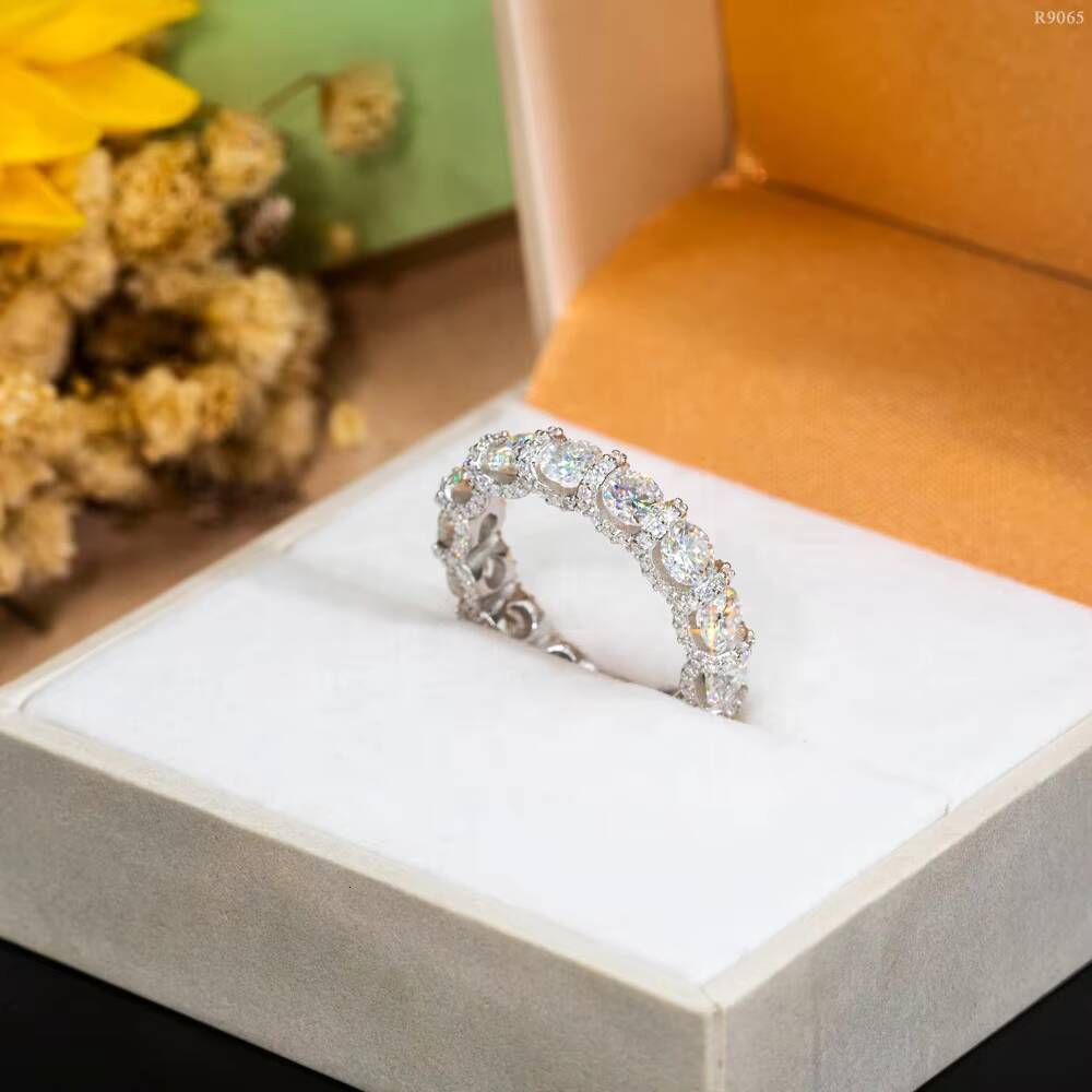 Wholesale Factory Price Bling Iced Out Moissanite Jewelry 925 Silver Diamond Jewelry Hiphop Eternity Moissanite Ring