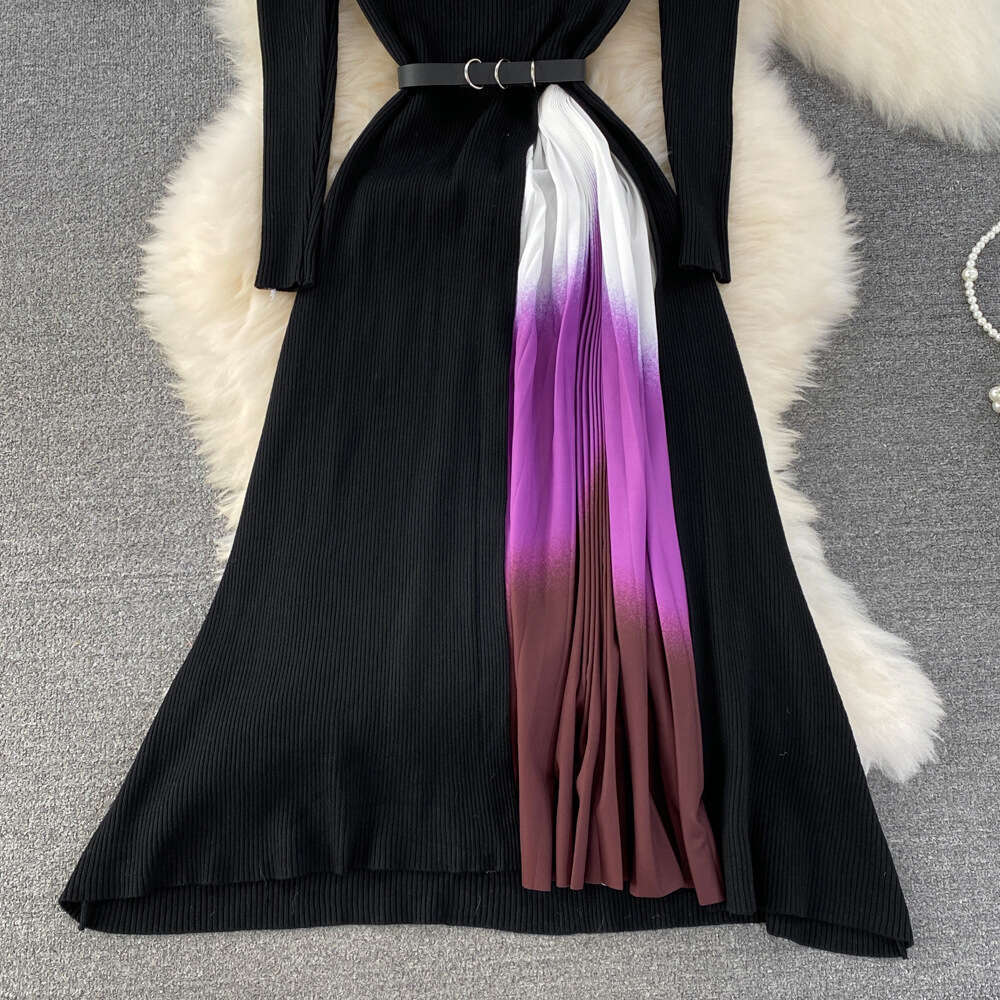 Designer's autumn and winter high-end light luxury elegant stand up collar knitted A13 dress with gradient color pleated waist and large hem