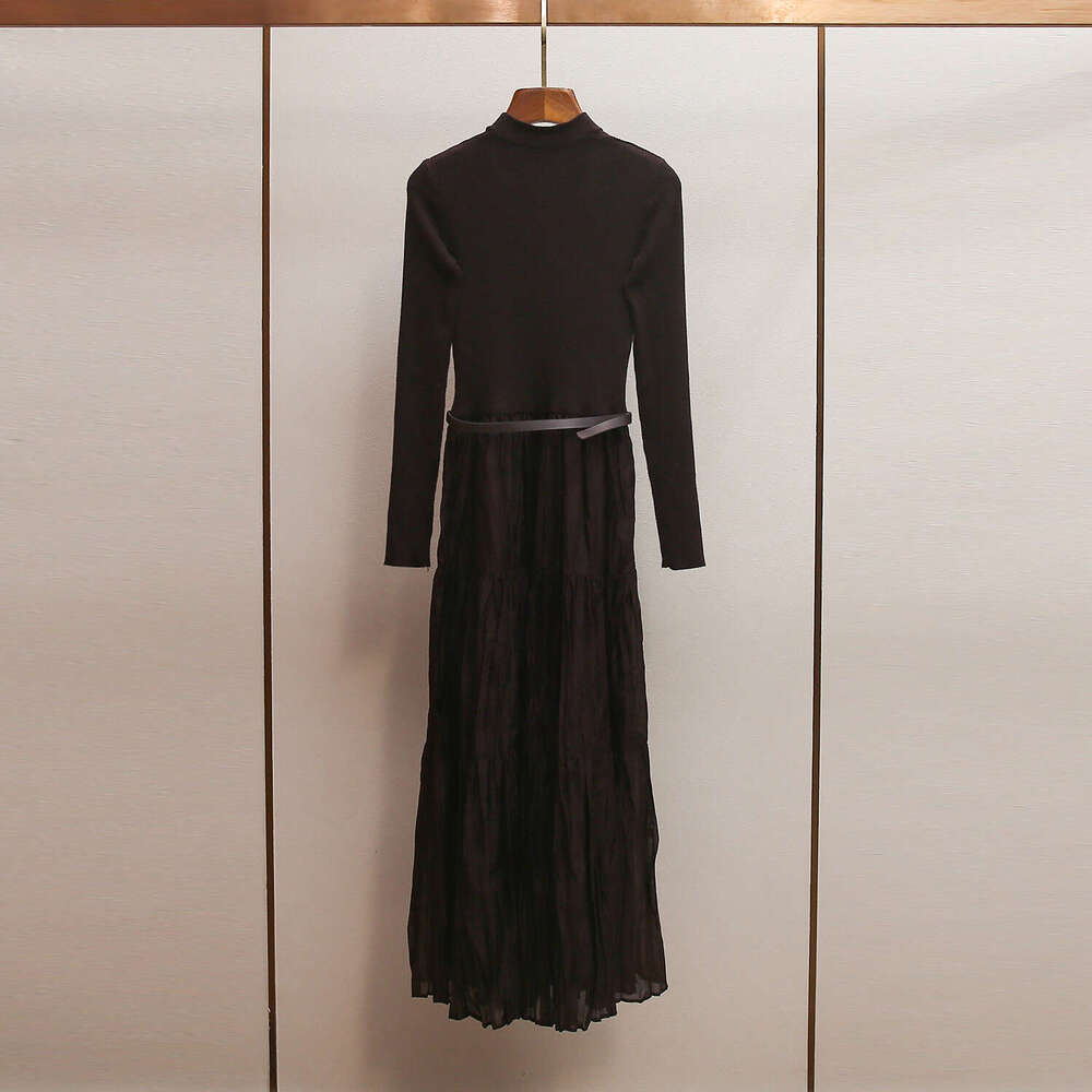 2026 designer high-end women's clothing spring new elegant Hepburn style lace up U-neck A12 patch knit dress