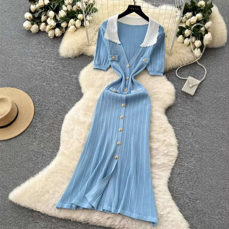 2026 Spring and Summer Designer French Elegant Single breasted Knitted Dress, Casual Bubble Sleeve Retro Long Dress