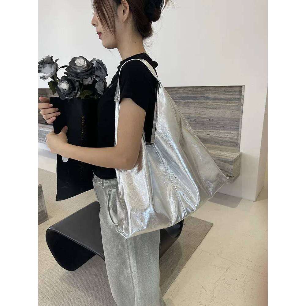 Fashion Silver Women shoulder Large brand design ladies Hobos handbags PU Leather Big Totes Commuting female Armpit bag bols XJ260306