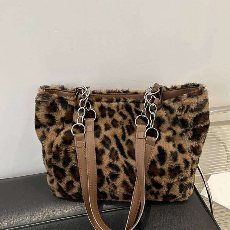 New Leopard Print Bags Women Fashion Portable Faux Fur Handbags Winter Soft Warm Bag Girls Fluffy Large Capacity Tote Purse XJ260306