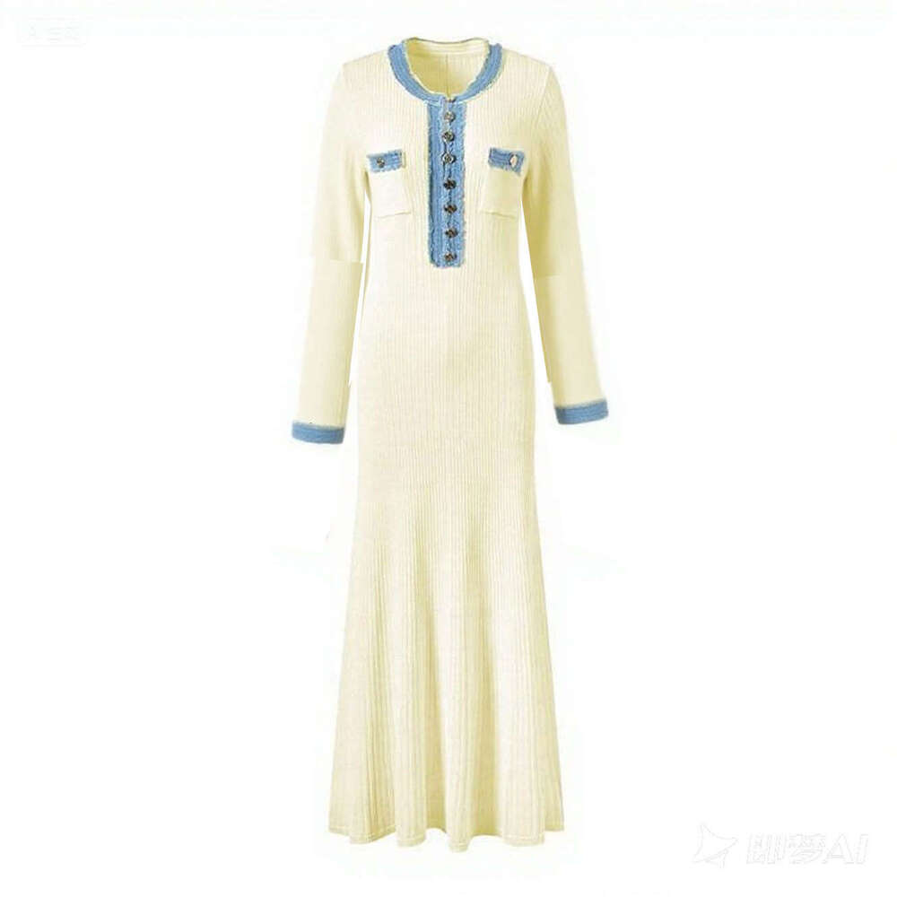 2026 Autumn/Winter New Korean Fashion French V-neck Single breasted Slim Knitted Long Dress