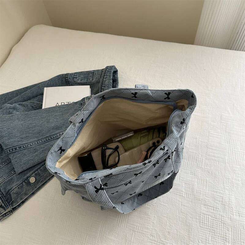 Corduroy Women Fashion Shoulder Large Capacity Casual Commute Bow Pattern Tote Bag Ladies Multiple pockets Underarm Bags XJ260306