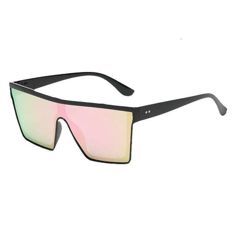 Fashion Street Photography Punk Sunglasses Men Outdoor Cycling UV Protection Gafas De Sol Women Large Frame One-piece Eyeglasses Z260306