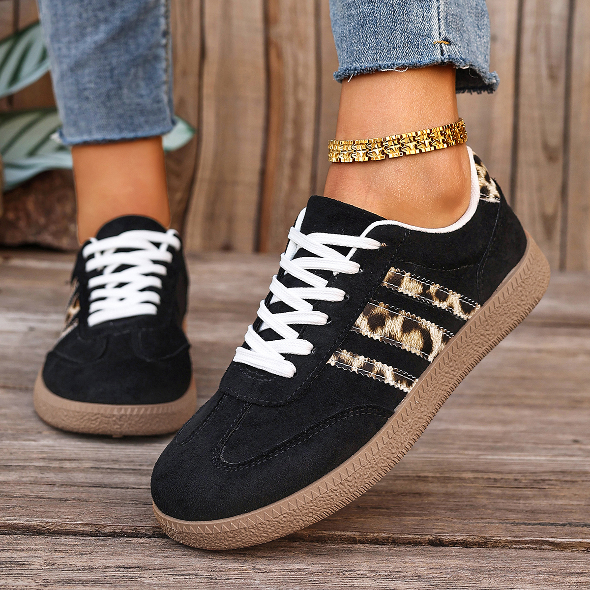 Women's Classical Outdoor Luxury Sports Shoes Thick Soled Lace Up designer Sneakers Comfortable Shoes Women Non slip flat shoes training shoes Wo