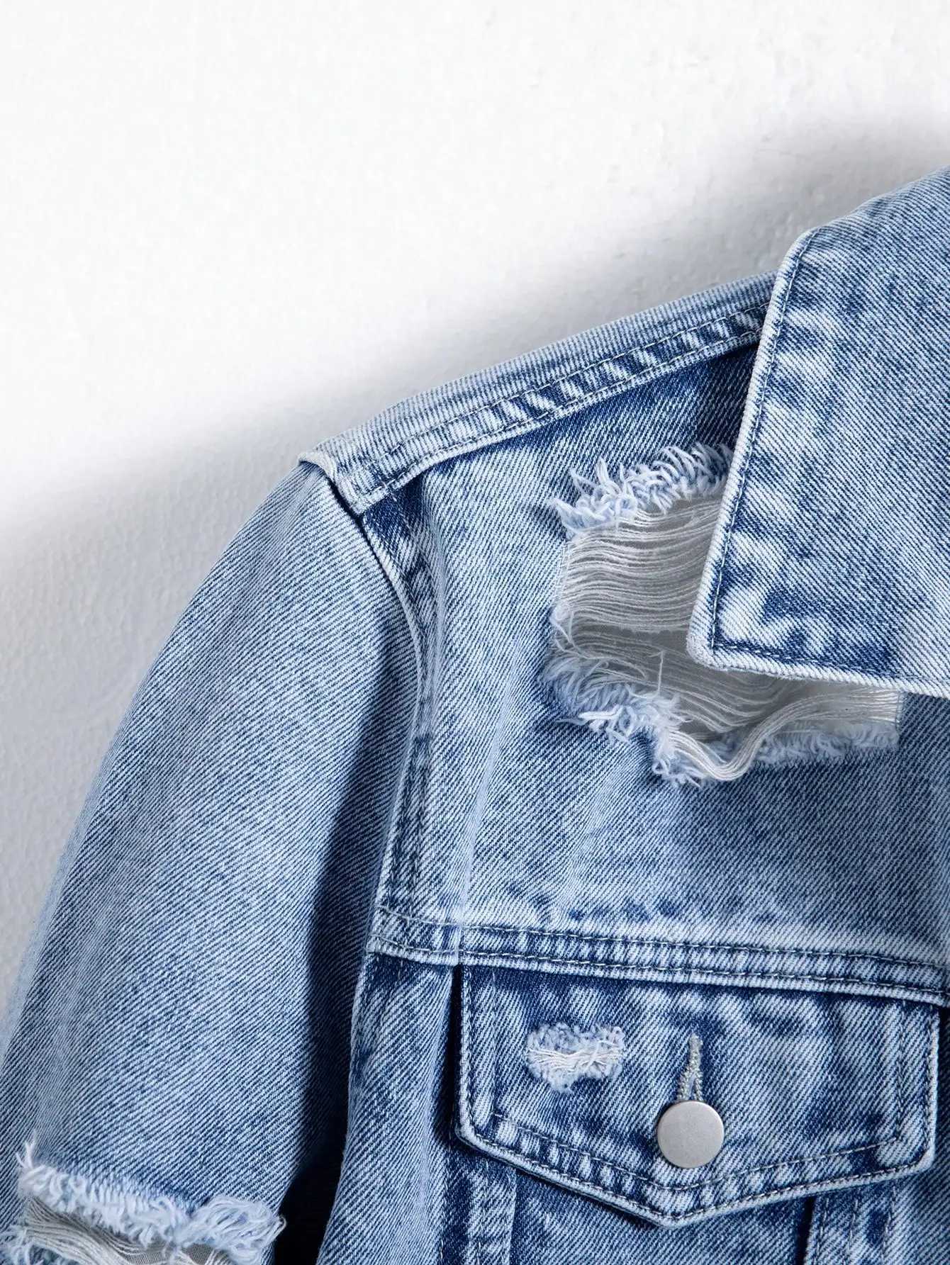 Mens denim jacket for spring and autumn Blue ripped coat Street fashion Vintage - worn style Daily casual M260309