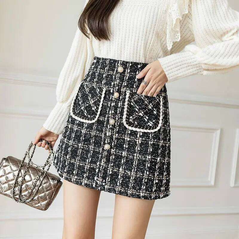 Half Length for Women 2025 New Coarse Floral Woolen A-line High Waist Slimming Short Skirt Female XJ260309
