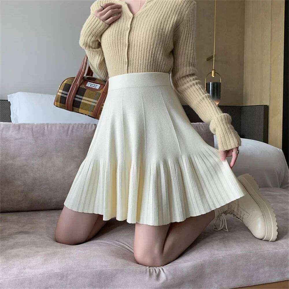 Spring Autumn High Waisted A-line New Design Pleated Mini Skirts Solid Color Short Girls' Knitted Half Skirt Women's XJ260309