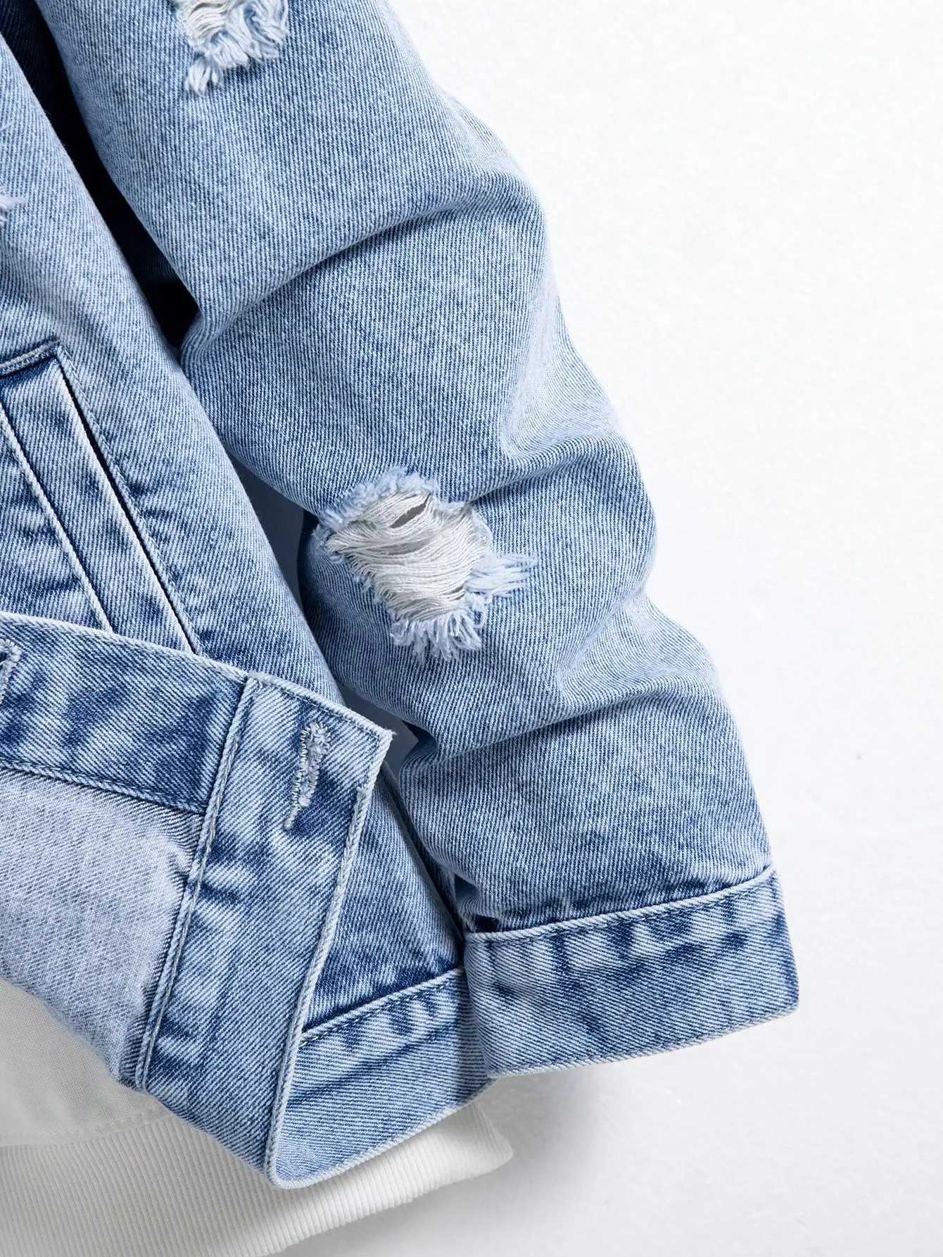 Mens denim jacket for spring and autumn Blue ripped coat Street fashion Vintage - worn style Daily casual M260309