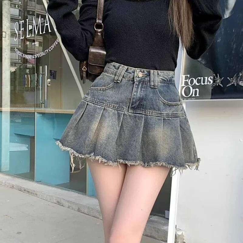 Pleated Skirt Women Denim Mini Vintage High Waist Designed Hotsweet All-match A-line Y2k Korean Fashion Streetwear Summer Ins XJ260309