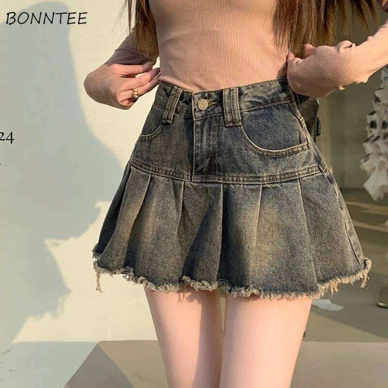 Pleated Skirt Women Denim Mini Vintage High Waist Designed Hotsweet All-match A-line Y2k Korean Fashion Streetwear Summer Ins XJ260309