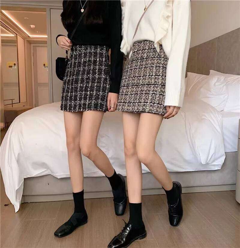 ZAROY 2025 Autumn Winter Tweed Pencil Mini Skirt Women Vintage Plaid Elegant High Waist Slim Short Skirts Office Ladies XJ260309