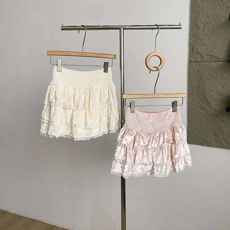 Splicing Lace Velvet Tiered Autumn Winter New Korean Style Sweet High End Slim-looking Skirts Fashion Elastic Waist Skirt XJ260309